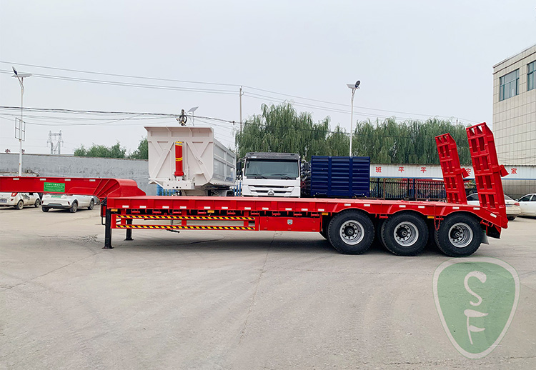 3-Axle Low-Bed Trailer